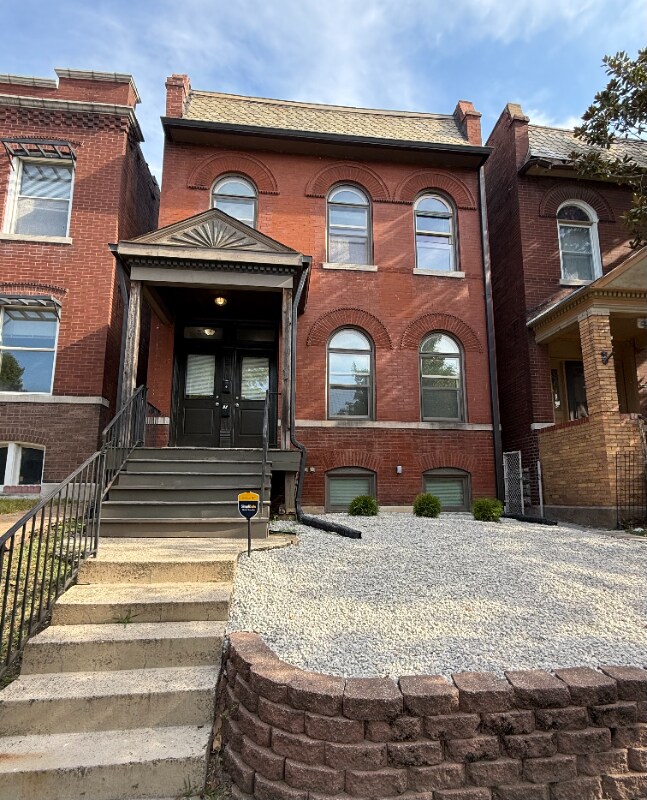 4541 Oakland Ave Unit A, St. Louis, MO 63110