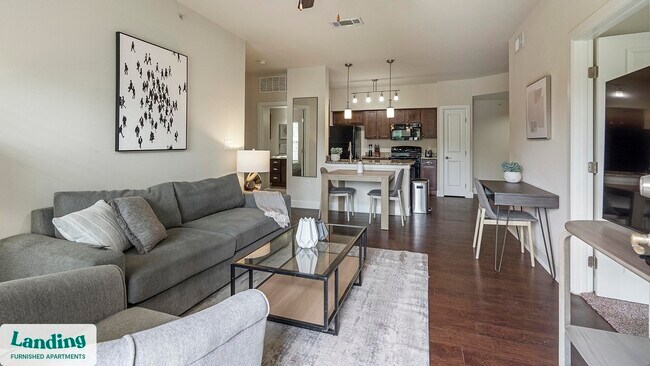 2745 Westpointe Dr unit 828.1405824, New Braunfels, TX 78132 - photo 2