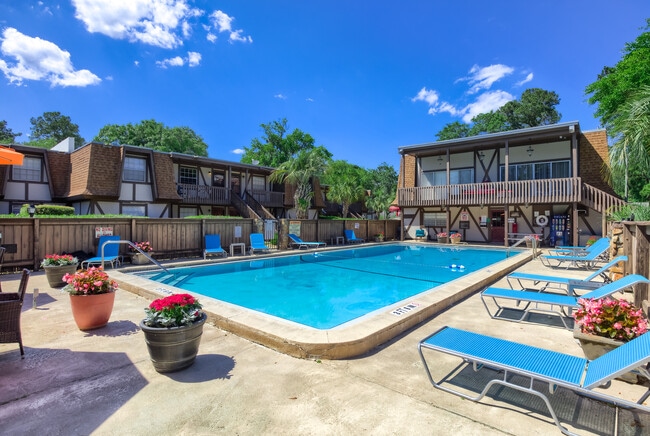 Red Lion, Savannah, GA 31406 - photo 2