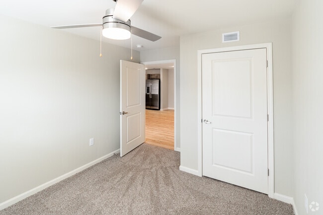 Cedar Trace, Durham, NC 27703 - photo 5