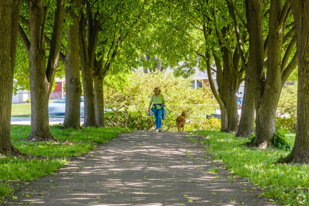 NH_SouthSchaumburg_533630_P2_v2_AS_060424