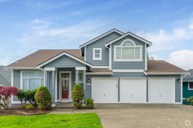 Linde Hill Park offers quiet and clean residential streets.