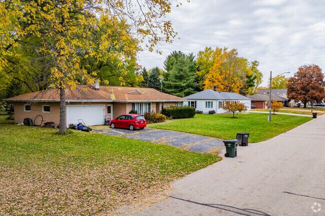 Ranch-style homes are a popular choice in North Prairie’s housing market.