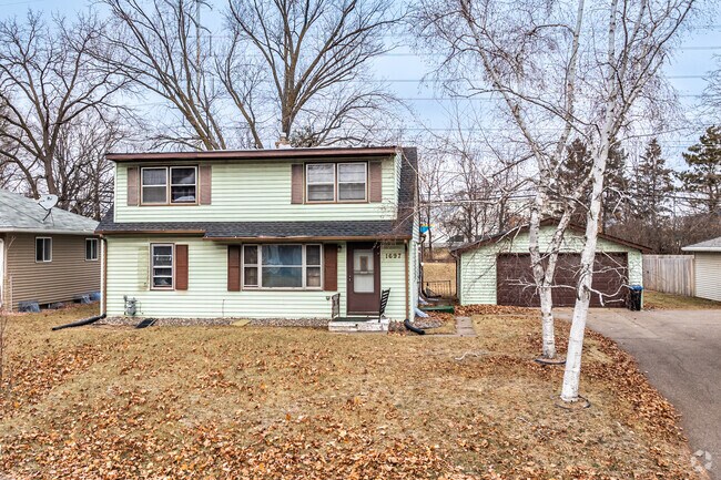 A few Colonial Revival style homes are available in the Oakcrest neighborhood.