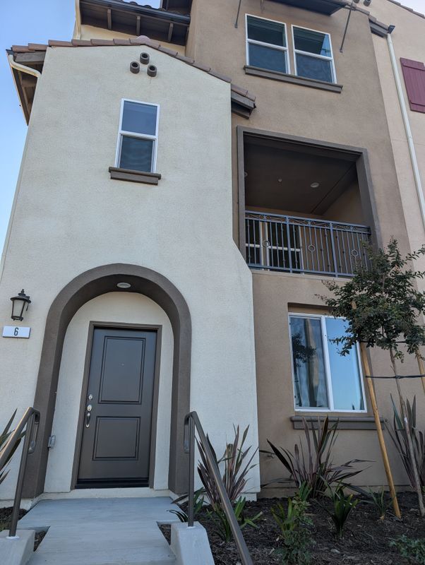 2430 E Lincoln Ave, Anaheim, CA 92806