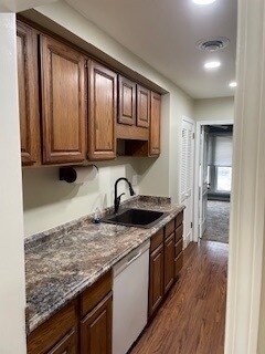 16933 Northville Rd unit 2, Northville, MI 48168 - photo 7