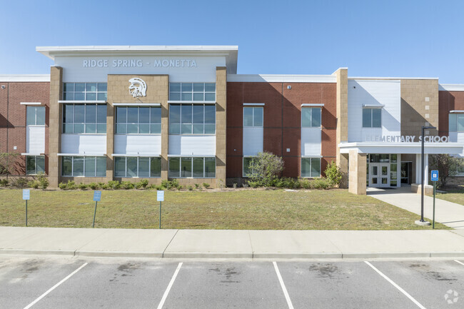 Ridge Spring-Monetta Elementary School offers a great educational experience for k-5th grade.