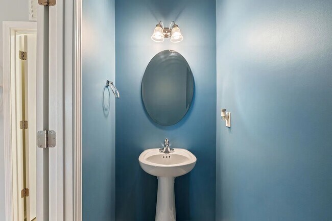 4221 Lochurst Dr, Pfafftown, NC 27040 - photo 7