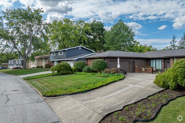 Driveways are standard in Montgomery Hills, Decatur.
