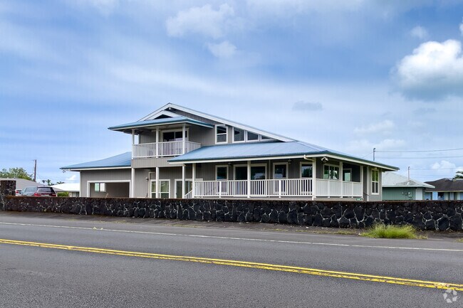 Expansive ranch homes can be found throughout outer Hilo.