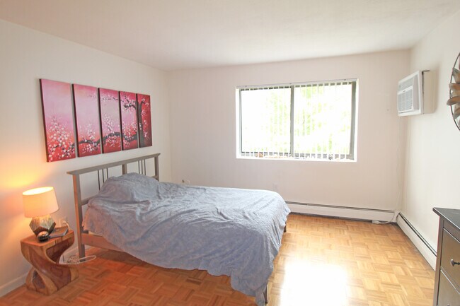 32 Whites Ave unit E664, Watertown, MA 02472 - photo 4