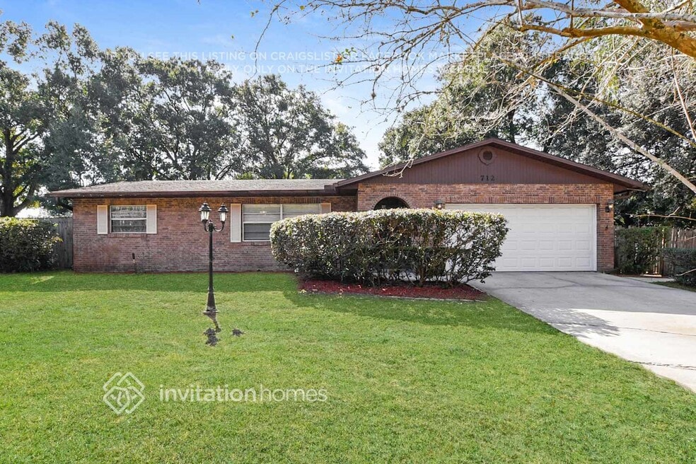 712 Vassar Rd, Deland, FL 32724 - photo 1