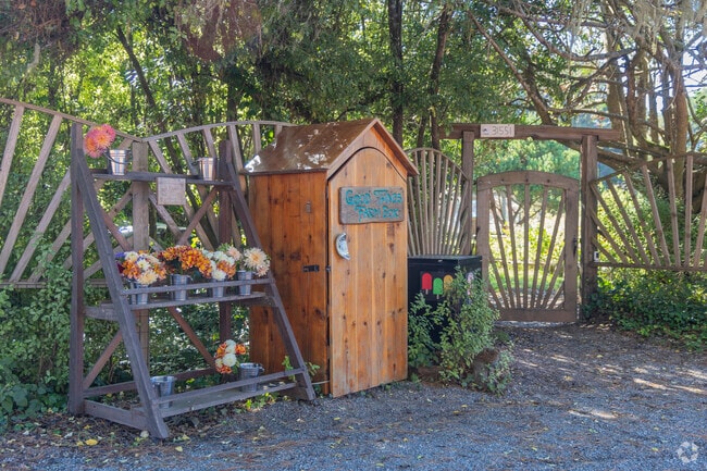 A home in Fort Bragg maintains a picturesque farm store for locals.