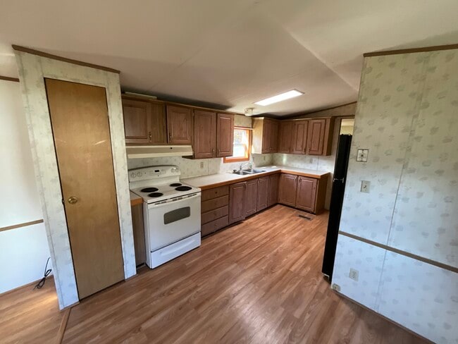 45 Chadwick Way, China, ME 04358 - photo 4