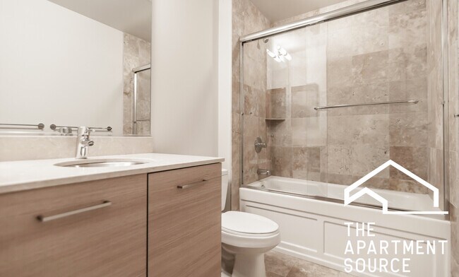 910 W Huron St unit CONVERTIBLE, Chicago, IL 60642 - photo 7