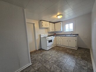 1007 Burtner Rd, Natrona Heights, PA 15065