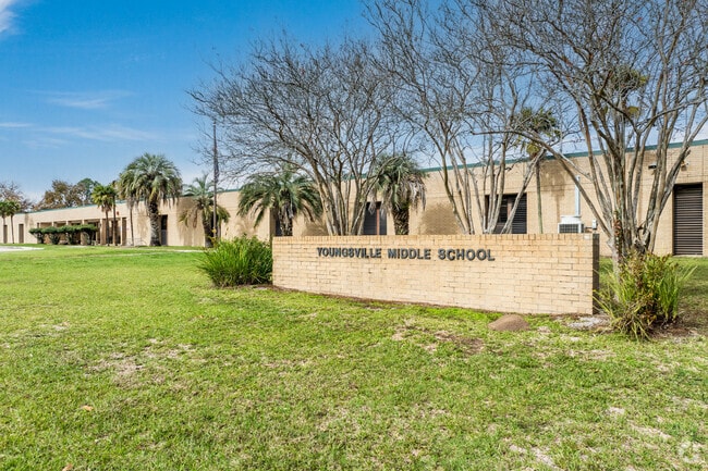 Youngsville Middle School offers classes for grades 6-8 in the greater Youngsville area.