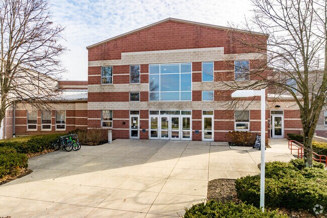 Many students from Harlem attend Big Walnut Middle School.