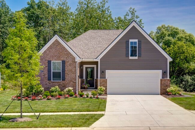 2324 Provencal Dr unit 36494413, Commerce Township, MI 48382 - photo 2