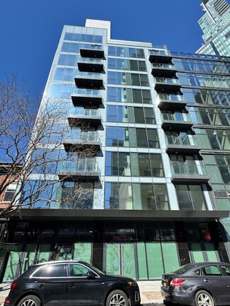 4262 Hunter St, Long Island City, NY 11101