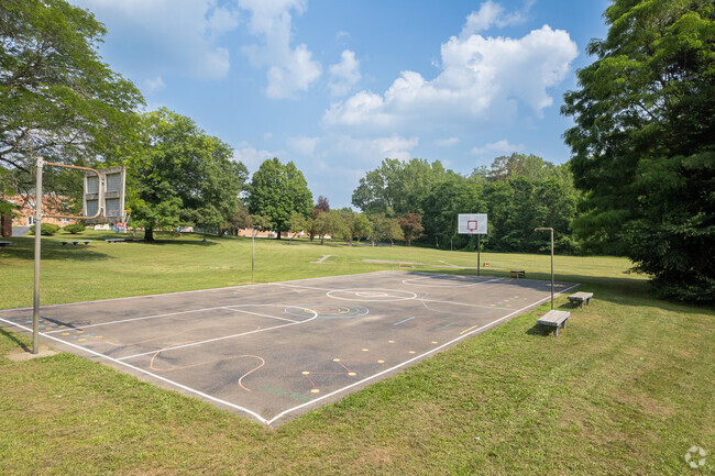 St. Madeleine Sophie School also have a basketball court for fort hunter residents.