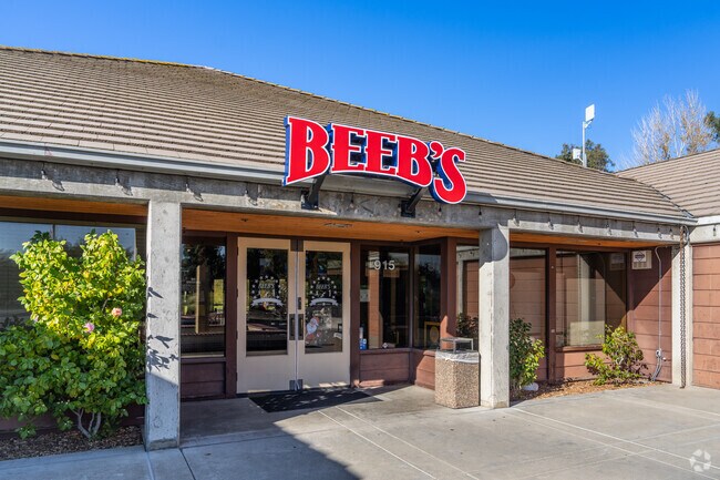 Beeb’s Sports Bar in Las Positas is the perfect spot to unwind and watch the game.