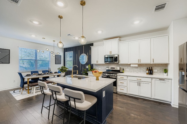 2902 Bronx Dr, Pfugerville, TX 78760 - photo 5