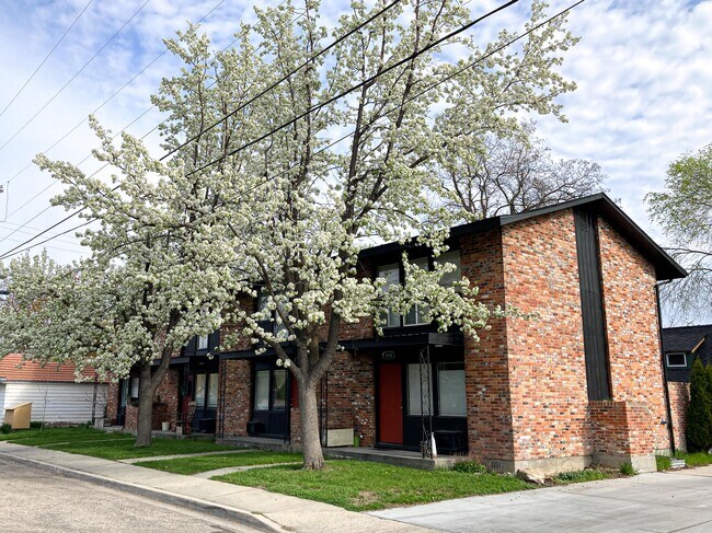 905 N Mercer St unit 903, Boise, ID 83703 - photo 2