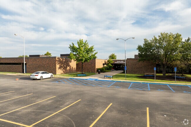 Oakland Middle School is home to 544 students.