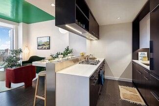 252 South St Unit 23F, New York, NY 10002