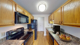 140 Cronin Rd, Queensbury, NY 12804