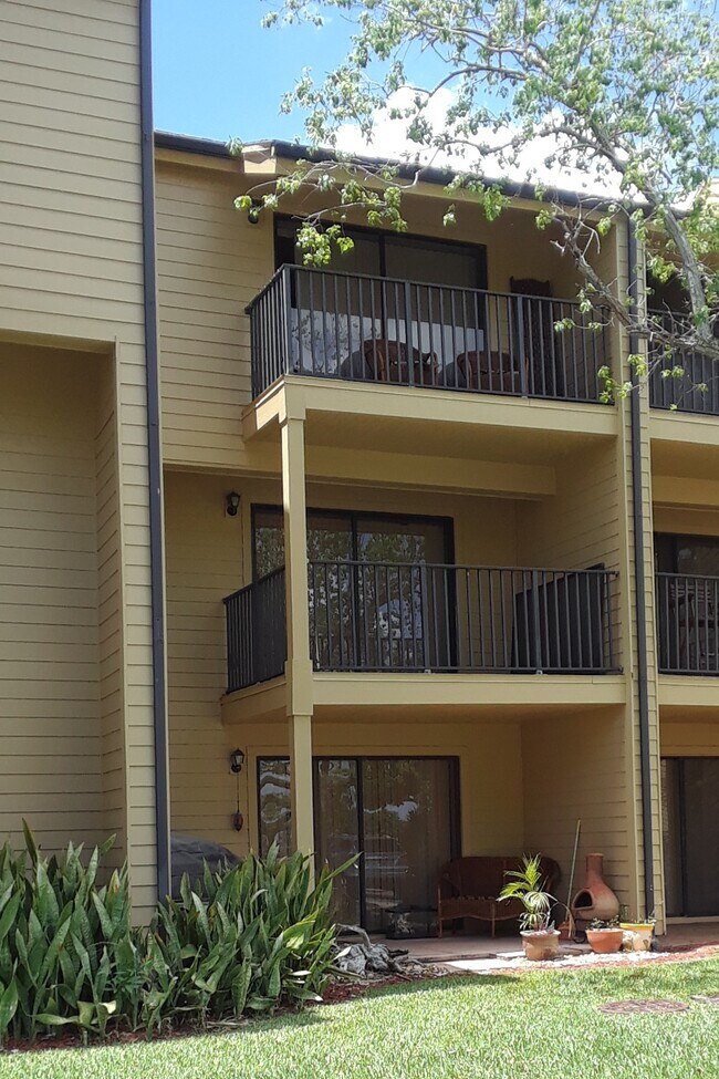 441 N Harbor City Blvd unit D-3 (A), Melbourne, FL 32935 - photo 4