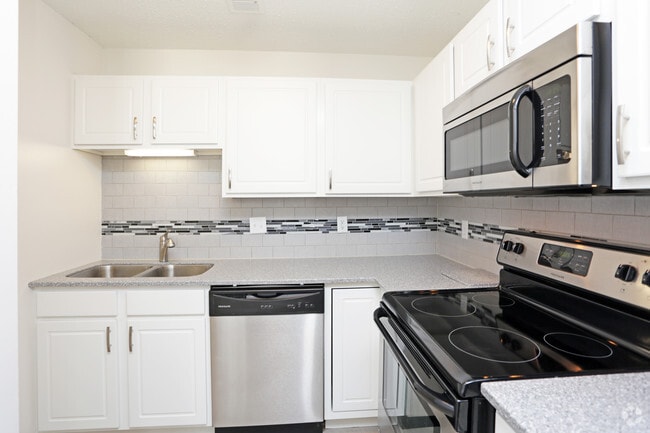 Orpheum Tower, Omaha, NE 68102 - photo 7