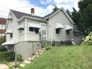 1813 E Greenwich Ave, Milwaukee, WI 53211