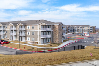 7200 Silverheel St, Shawnee, KS 66227
