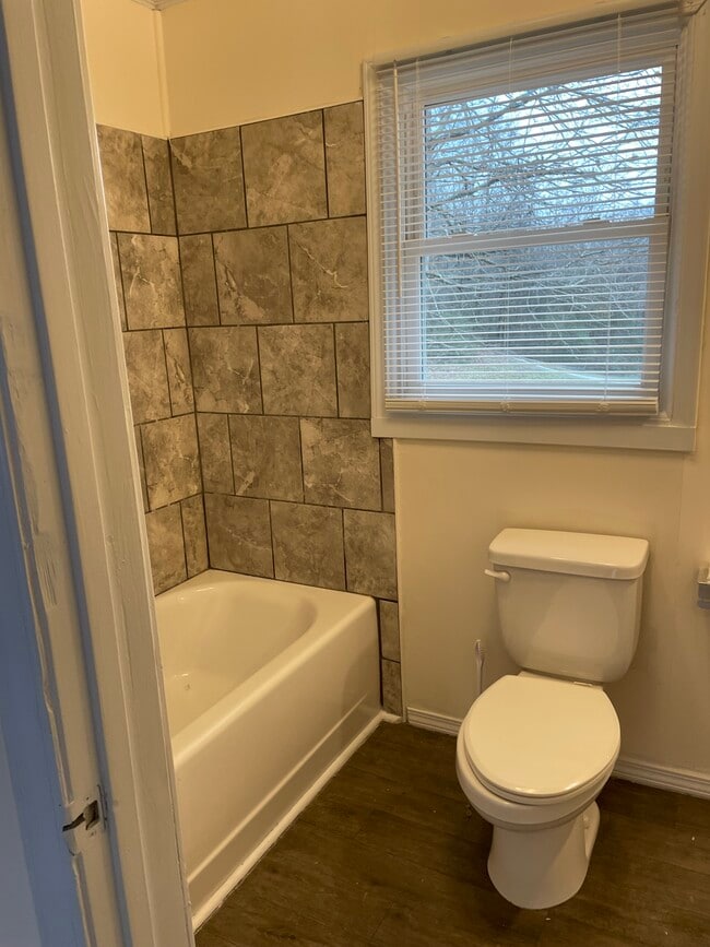 5042 Crawford Rd, Gastonia, NC 28052 - photo 4