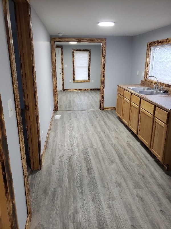 615 N Oak St, Hoisington, KS 67544