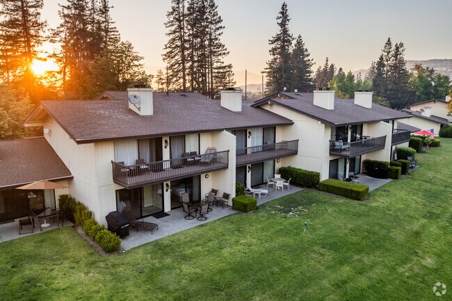 Silverado Resort is full of beautiful condos right by the golf course in Napa.