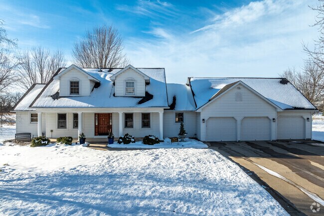 Newer homes in Jefferson often have four bedrooms or more and three-car garages.
