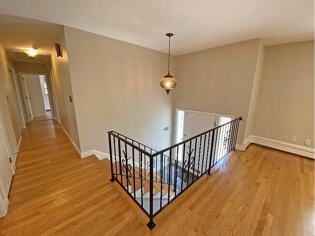 299 Mill St, Newtonville, MA 02460 - photo 4