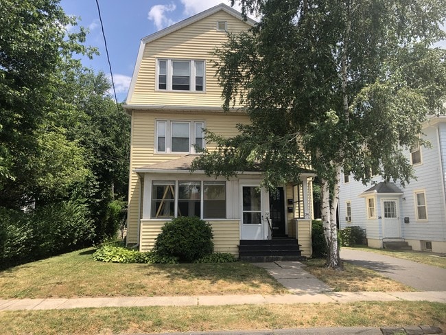 34 Nesbit Ave unit 3, West Hartford, CT 06119 - photo 2