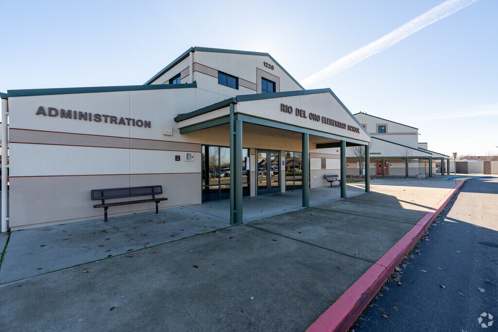 Rio Del Oro Elementary School is a public elementary school in Sutter County.