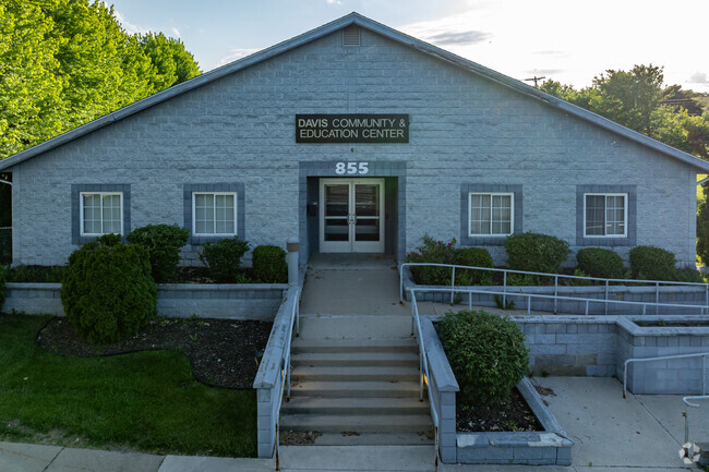 Students at WSC Academy can learn at their own pace and take career and college-prep courses.