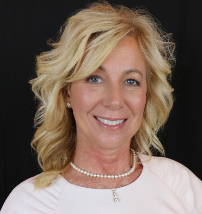 Rebecca Jeffery Real Estate Agent in Zanesville, OH