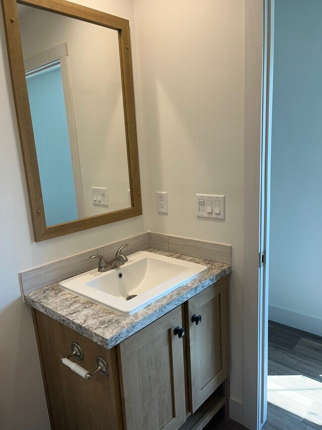 800 Woodland Trail, Mandan, ND 58554 - photo 6