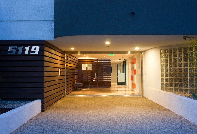 Maplewood, Los Angeles, CA 90004 - photo 6