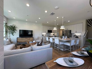 502 Spindle Way, San Marcos, CA 92078