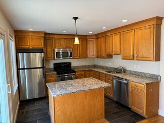 74 Chapel St, Newton, MA 02458