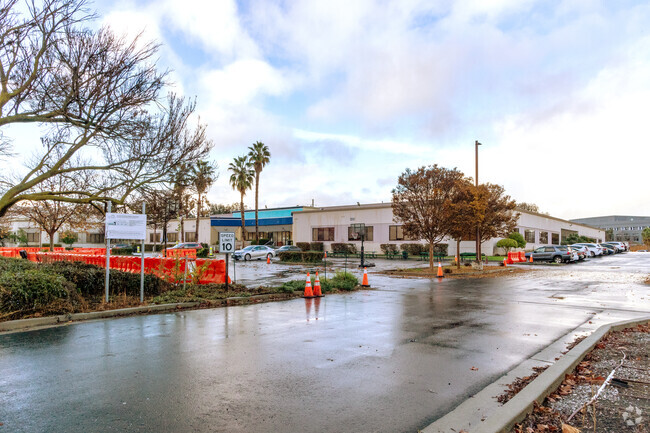 Saba Academy is a highly rated school in Alviso.