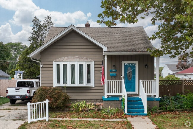 Bungalows in Northeast Monroe are a popular option for housing.